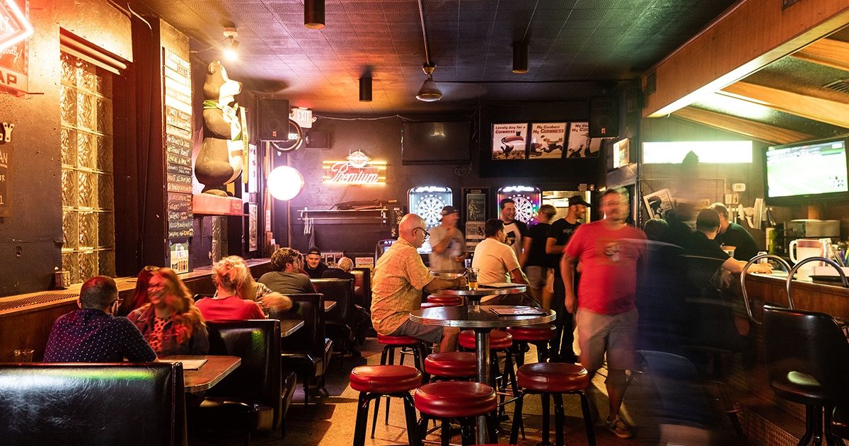 The 6 Best Neighborhood Dive Bars in Minneapolis | Meet Minneapolis